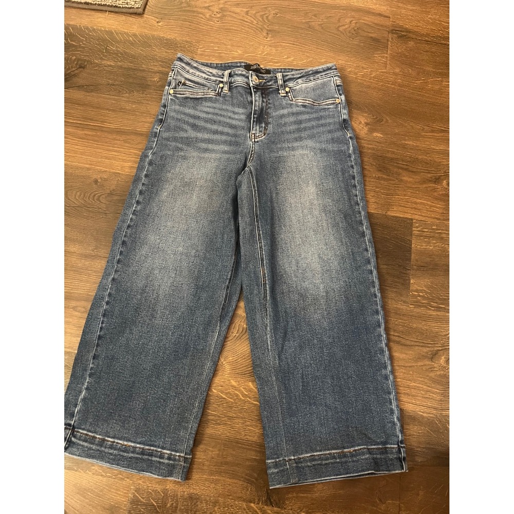 Judy Blue Wide Crop High Rise Jeans Medium Wash Stretch Denim 9/29 JB881006 MDCO